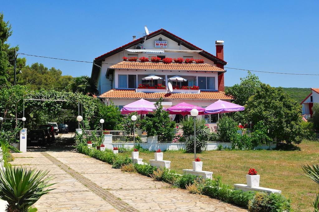 Guest House Ero Сукошан Экстерьер фото